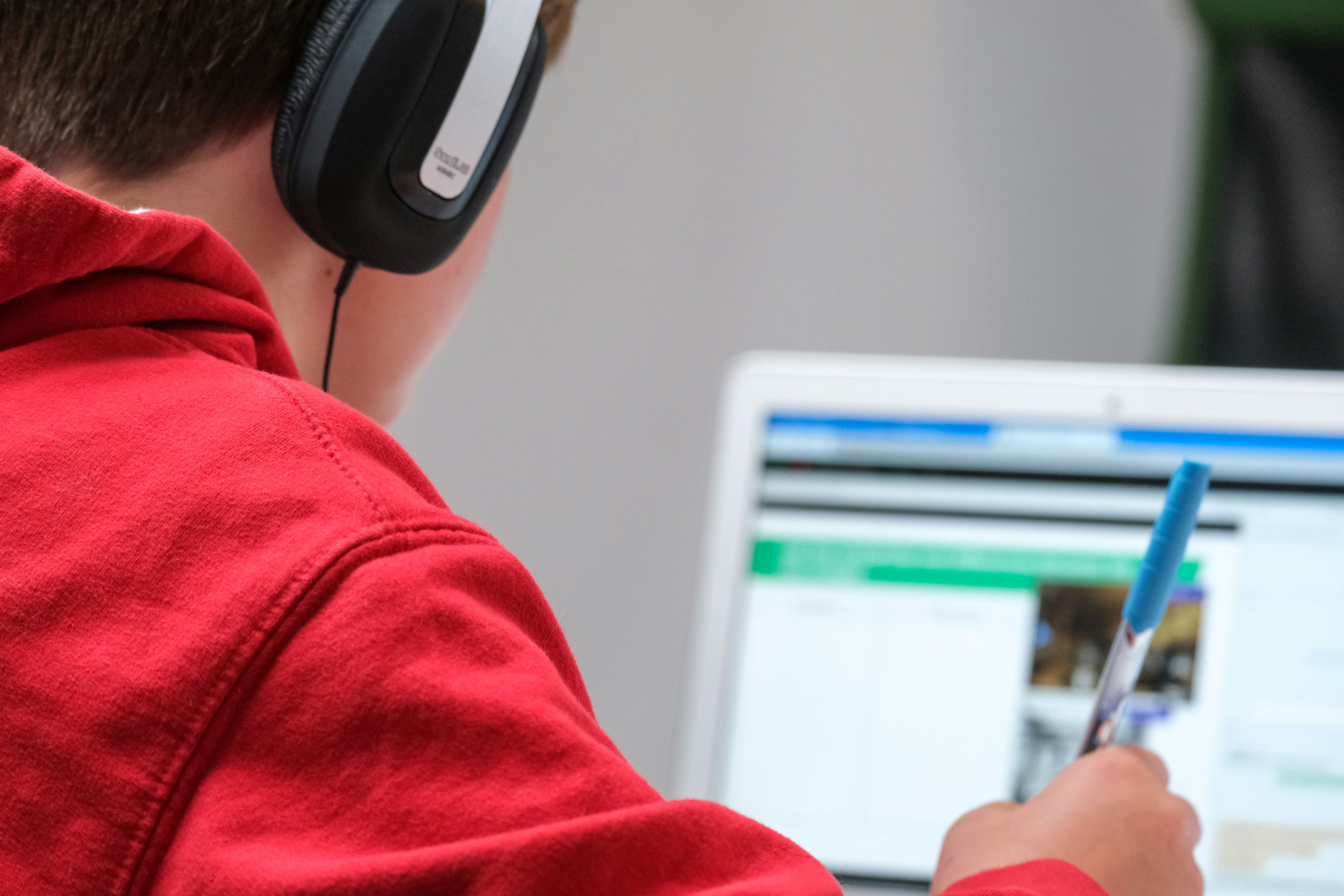 Skoolee brings the information, processes, and people of a K–12 school into one configurable platform—from first inquiry and enrollment through teaching, assessment, reporting, finance, school services, and family engagement.