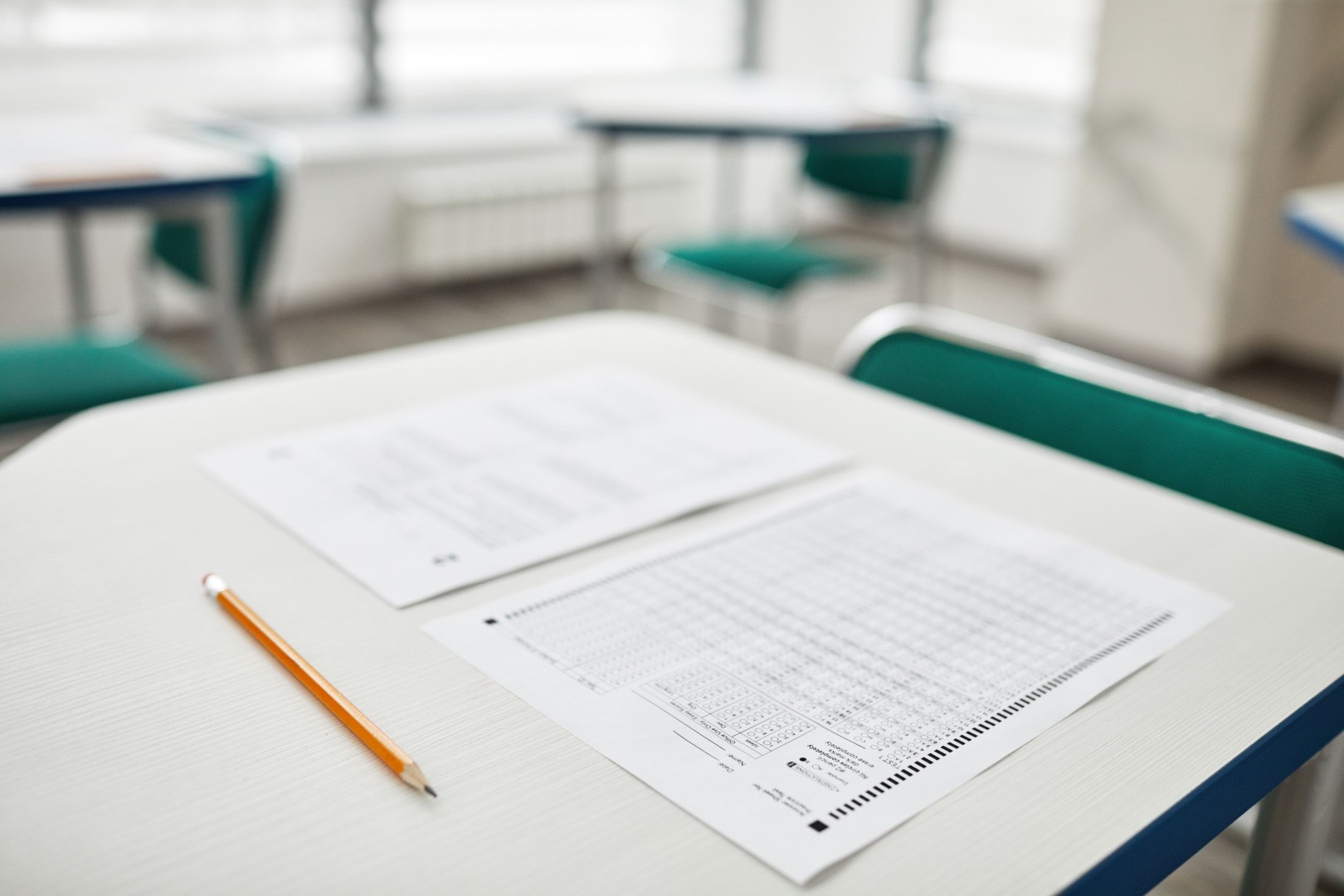 UniversiTools Courses, Students, Rooms, Seating, Proctors. Controlled result Conflict-free scheduling integrity